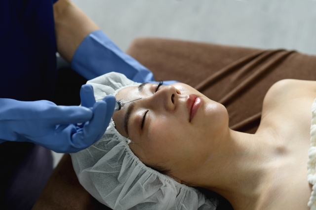 表情じわや小顔などに幅広く対応